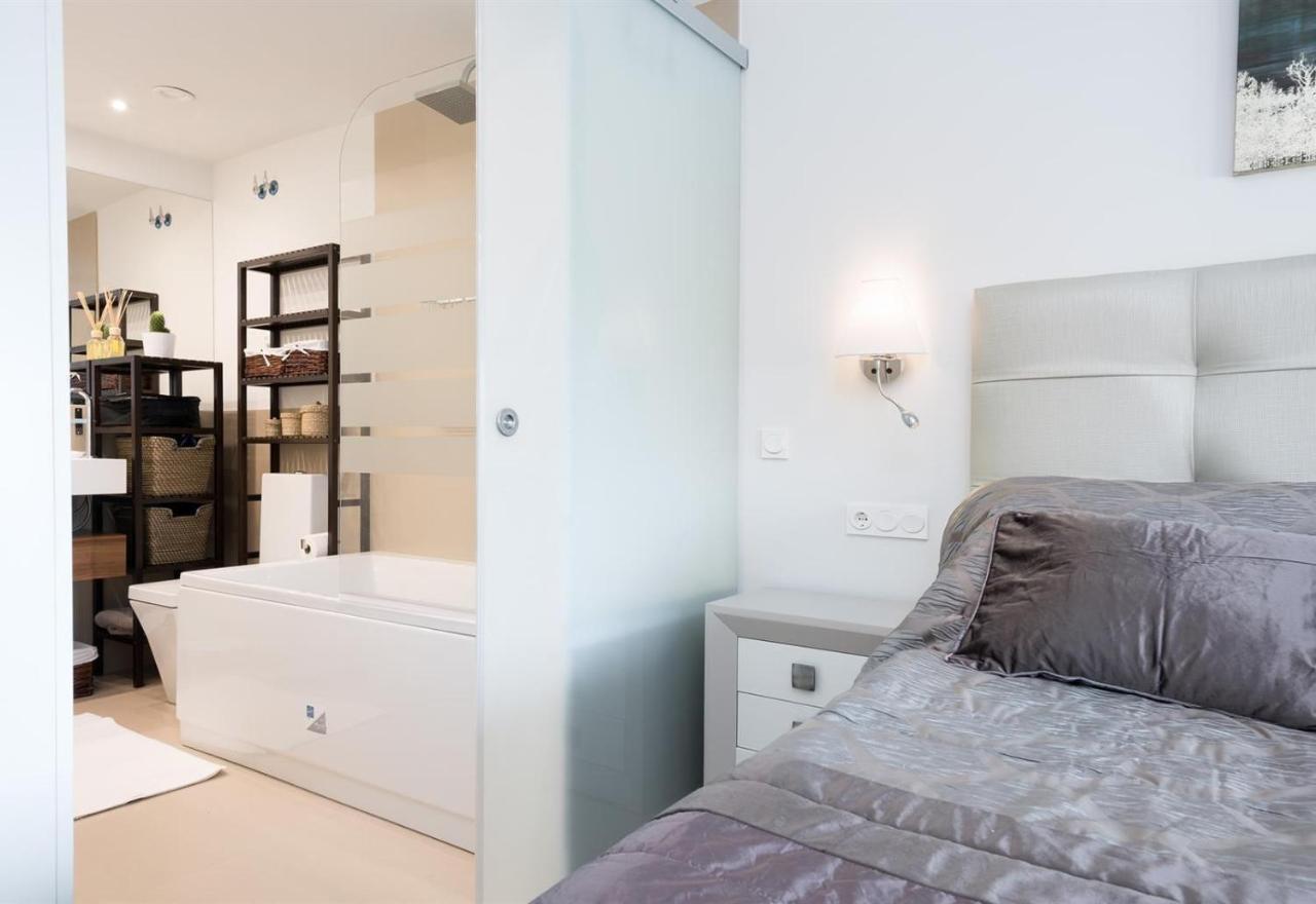 Apartment New Luxury 3-bedroom Seaview